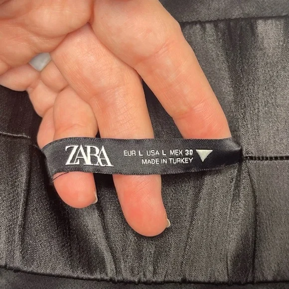 Zara Black Satin Bralette Style Crop Top - Picture 4 of 4